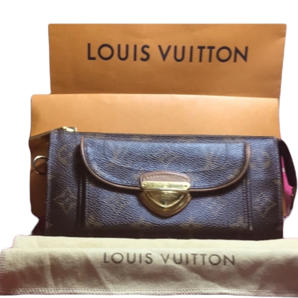 LOUIS VUITTON |  Astrid Long Wallet Clutch Monogram - Picture 2 of 16
